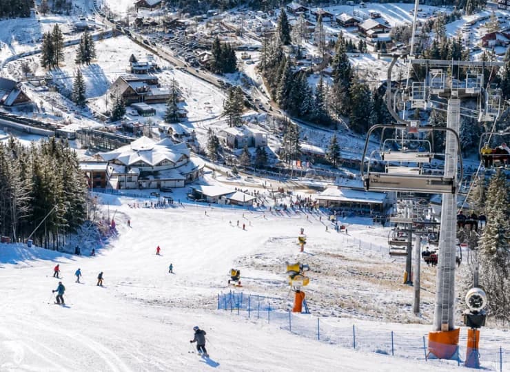 Skipark Oravice funkcjonuje tuż obok Meandera