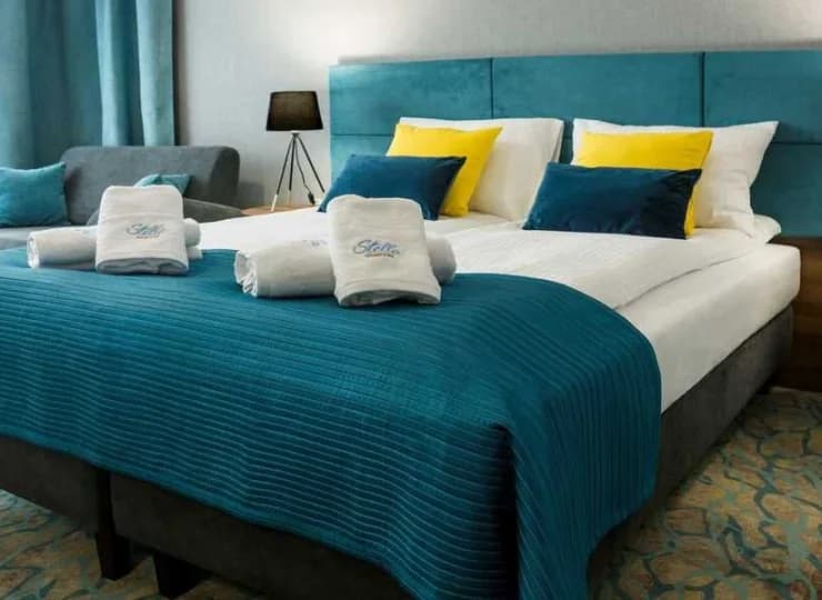 Stella Resort & SPA dysponuje pokojami 2-, 3- i 4-osobowymi