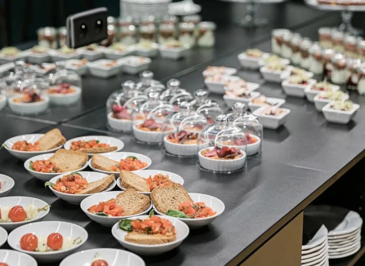Goście cenią hotel za smakowite przekąski w ciągu dnia