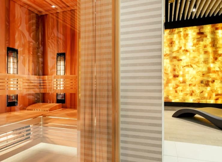 W strefie wellness jest basen, jacuzzi, 3 rodzaje saun, brodzik dla dzieci