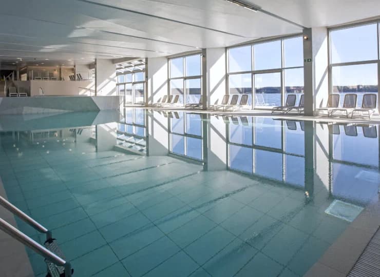 Hotel Histrion**** jest atrakcyjnie położony nad brzegiem Adriatyku