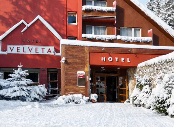 Hotel w zimowej szacie
