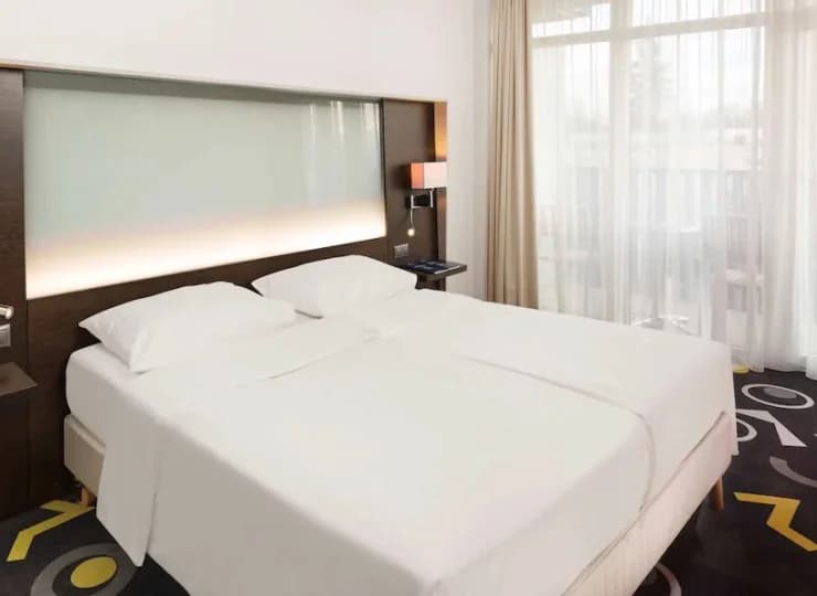 Apartament składa się z salonu i osobnej sypialni