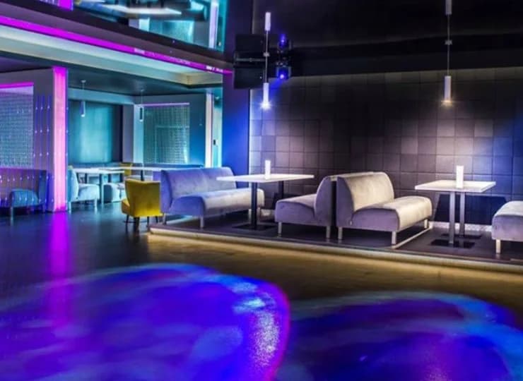 Klub muzyczny zaprasza na piątkowe imprezy z DJ-em