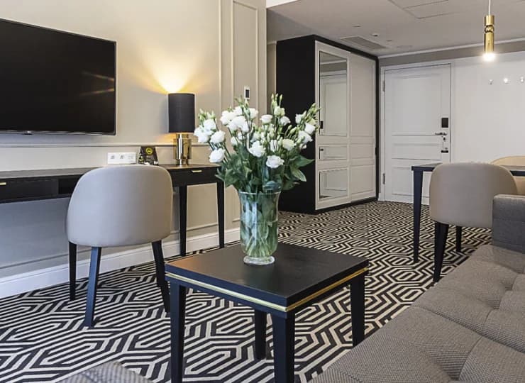 Wnętrza apartamentów są eleganckie i funkcjonalnie wyposażone