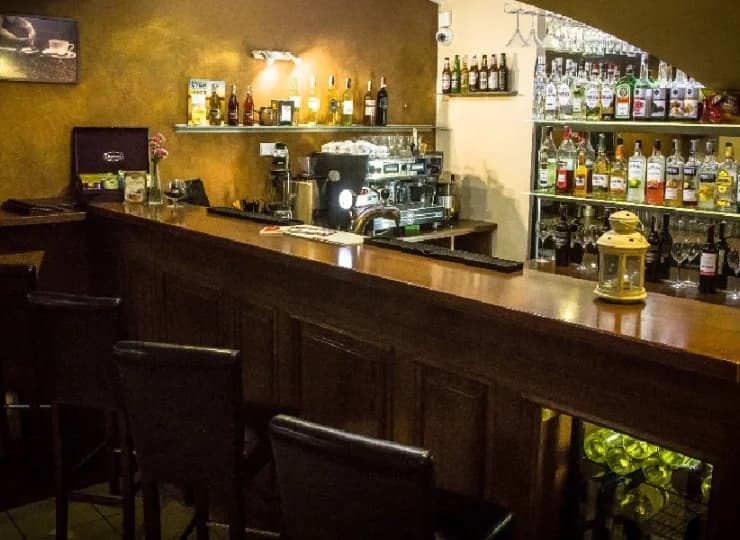 Do dyspozycji gości oddano kameralny Drink Bar.