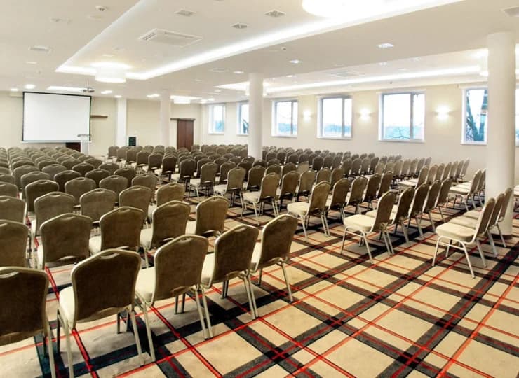 Hotel posiada zaplecze konferencyjne