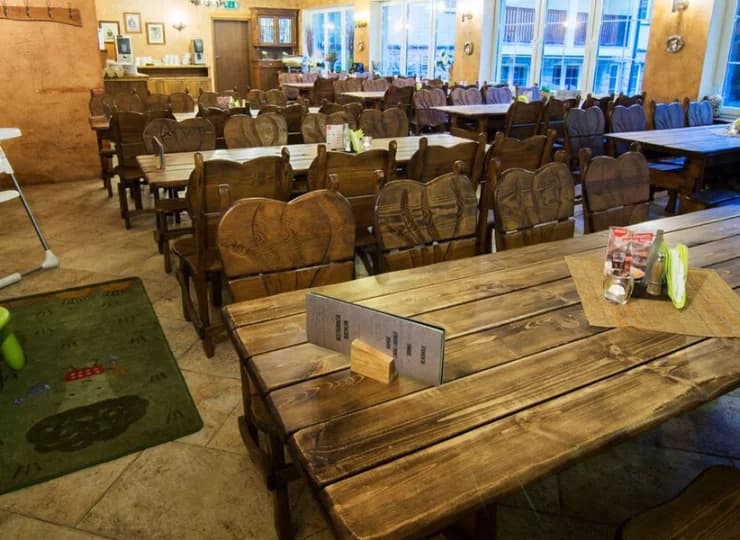 W restauracji jest kącik dla maluchów