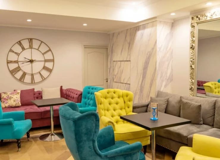W lobby resortu znajduje się bar