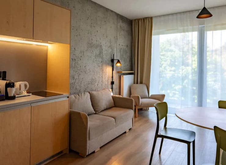 Apartamenty mają industrialny styl