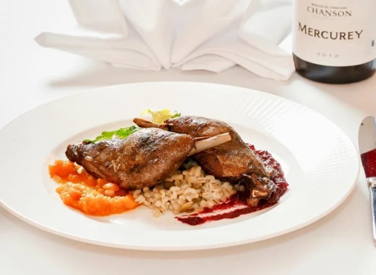 Elementy tradycyjne kuchni okolic Kazimierza urozmaicają menu