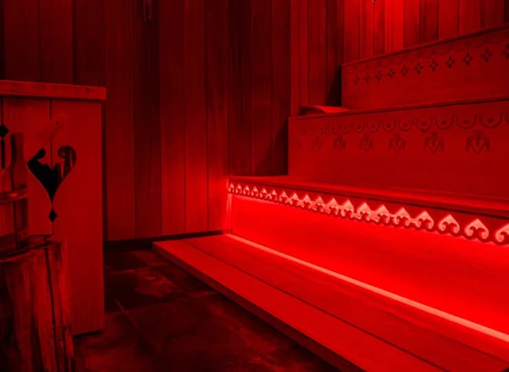 W hotelu jest strefa wellness z 4 rodzajami saun
