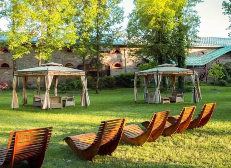 Lokalizacja i otoczenie hotelu sprzyjają niespiesznemu odprężeniu