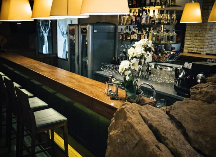 W hotelu mieści się także drink bar