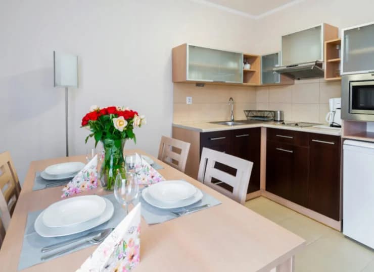 Apartamenty zawierają aneksy kuchenne