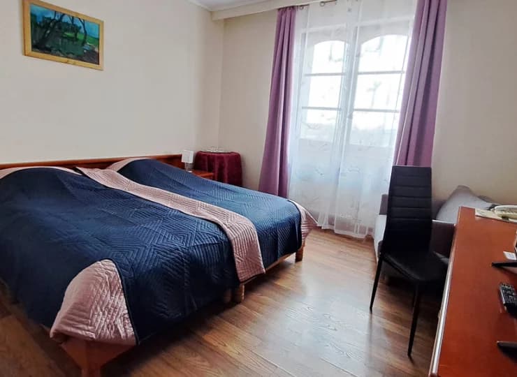 Do dyspozycji gości Hotel Hunor oddaje 35 pokoi dwuosobowych