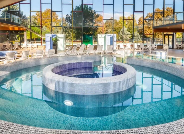Hunguest Hotel Beke w Hajduszoboszlo z basenem