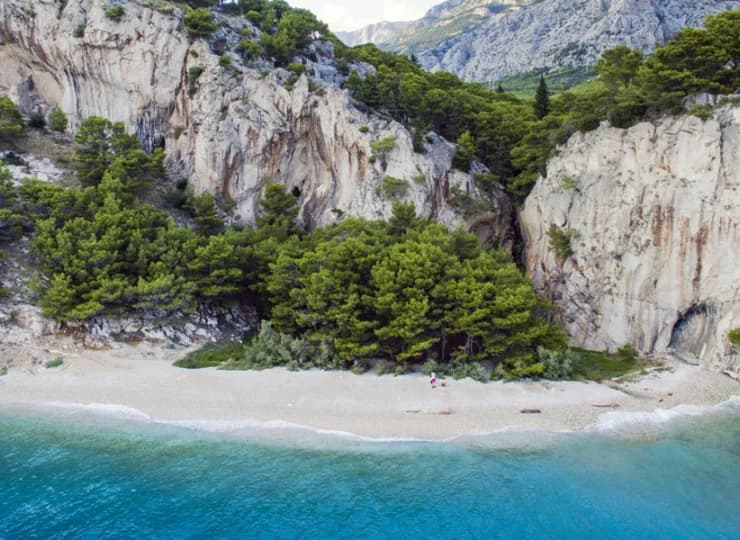 Słynna plaża Nugal w Tucepi