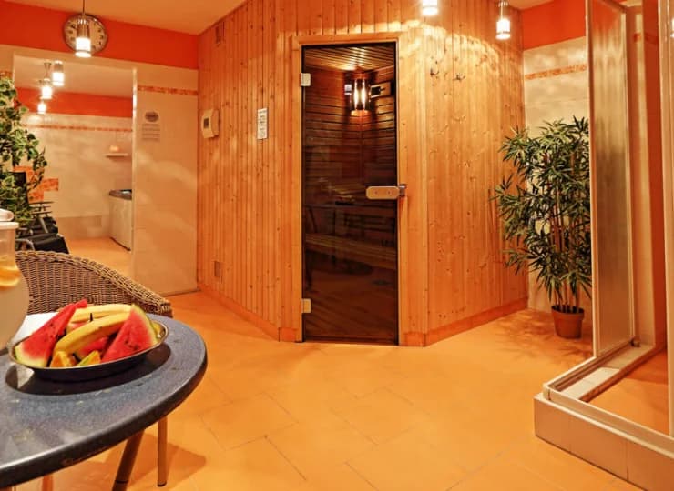 Goście mogą korzystać na wyłączność z hotelowego centrum wellness