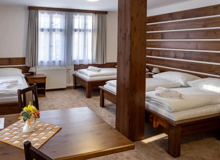 A także pokoje 4-osobowe z aneksem kuchennym