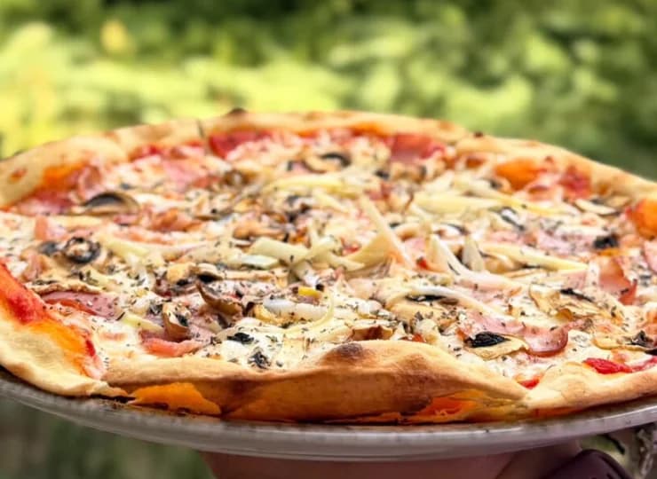 Zjecie tutaj smaczną pizzę