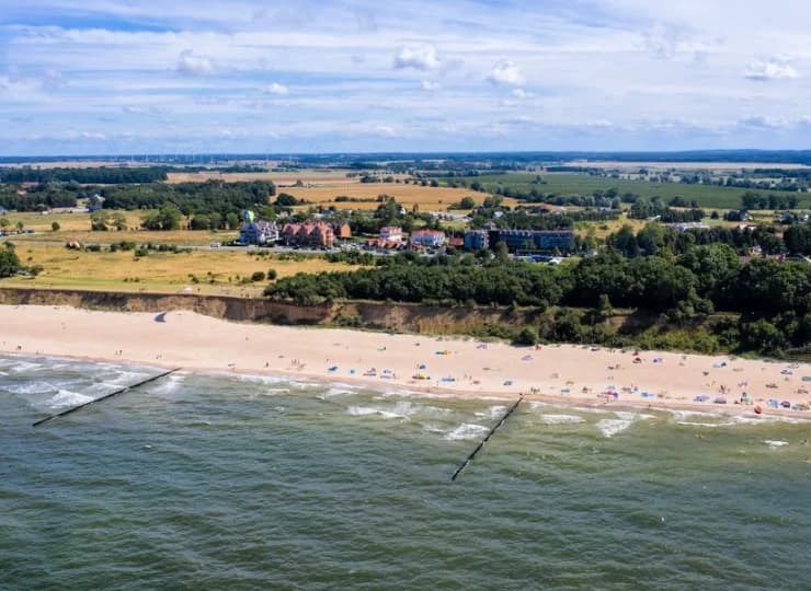 Atrakcje okolicy: klifowe wybrzeże