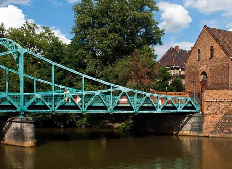 Wrocław słynie z mostów nad Odrą