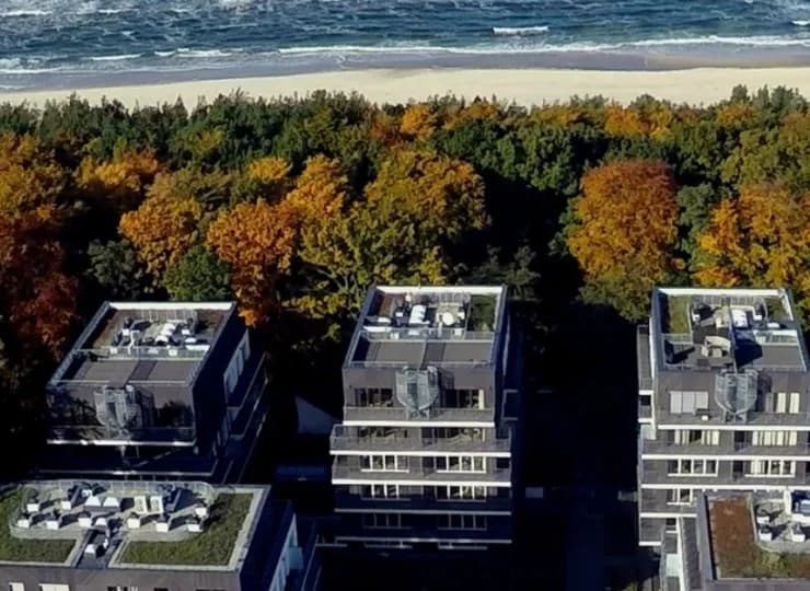 Obiekt jest położony zaledwie 100 metrów od piaszczystej plaży