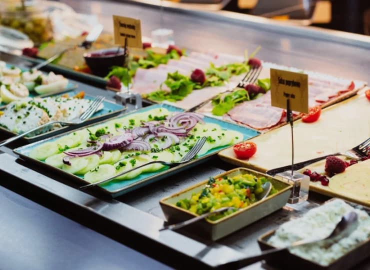 Restauracja serwuje smaczne dania inspirowane kuchniami świata