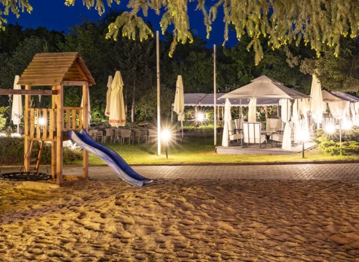 Dla dzieci przygotowano plac zabaw