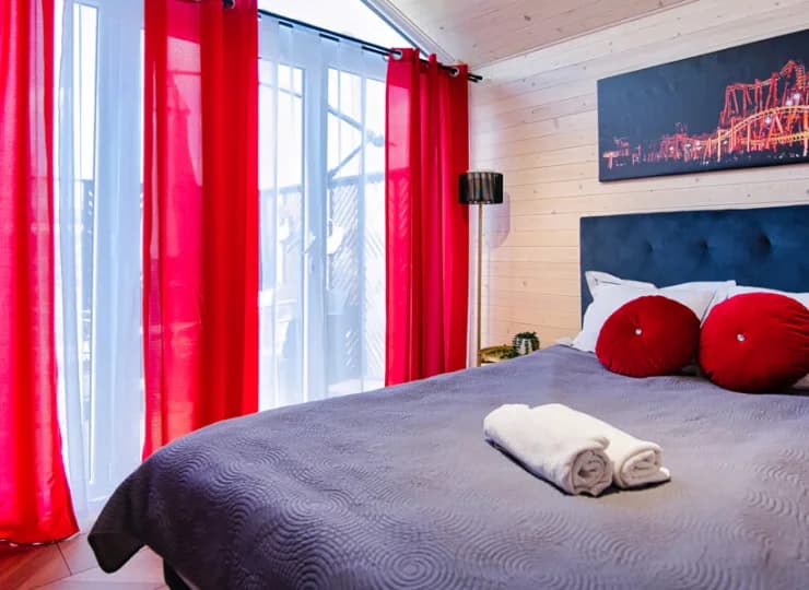 Domek Exclusive nr 13 VIP JACUZZI ma dwie odrębne sypialnie