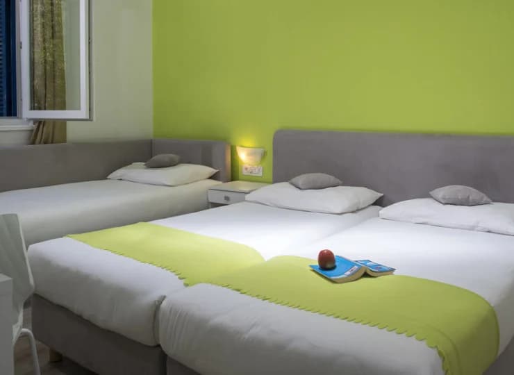 Sypialnia 3-osobowego apartamentu
