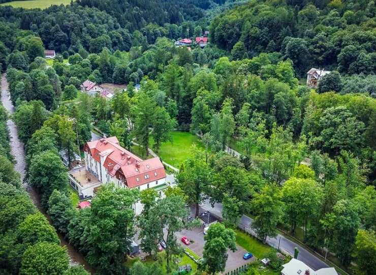Otoczenie gór i lasów jest gwarancją spokojnego wypoczynku