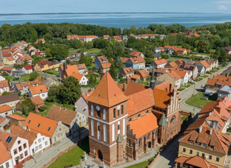 Pensjonat Antówka mieści się w Tolkmicku