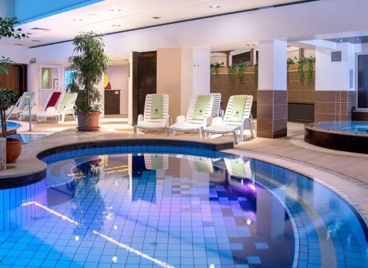 Palace Hotel Heviz**** to hotel z basenem w Heviz