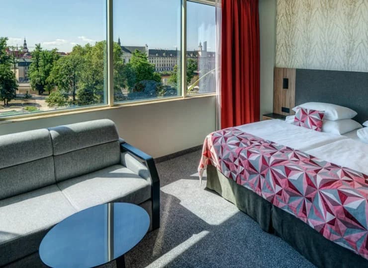 Pokój superior plus posiada dodatkową sofę