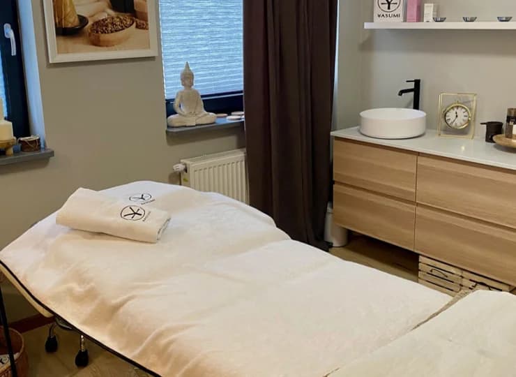 W hotelu mieści się gabinet Spa YASUMI z bogatą ofertą zabiegów i masaży