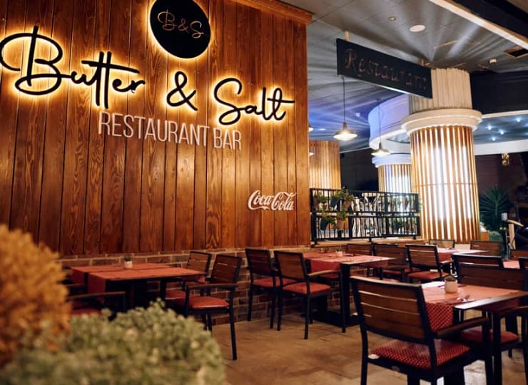 Restauracja Butter & Salt już od progu gwarantuje przyjemne doznania