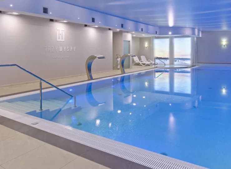 Hotel Trzy Wyspy wyróżnia strefa SPA oraz Aqua Center