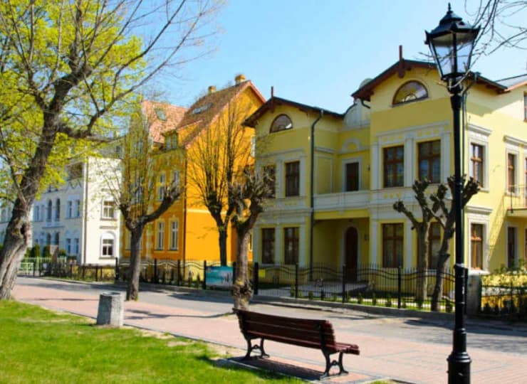 Apartamenty Sun&Snow Promenada urządzone są w zabytkowej willi w Międzyzdrojach