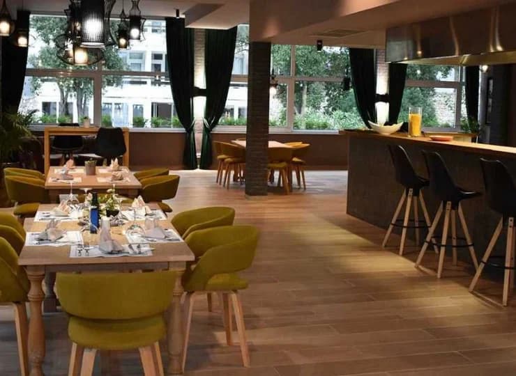 W Aminess Port 9 Residence jest aż 10 różnych restauracji i barów