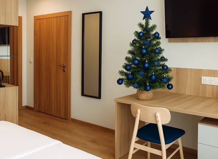 Apartament basic wygląda jak pokój hotelowy