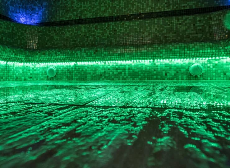 Strefa SPA składa się z basenów mineralnych i 7 gabinetów zabiegowych
