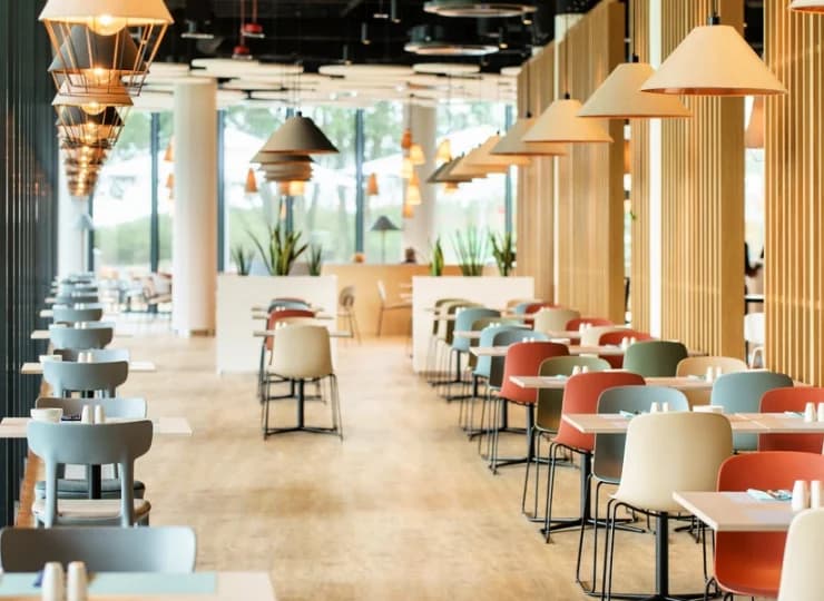 W hotelowej restauracji On-The-Wave króluje kuchnia fusion