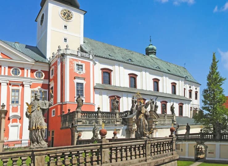 Sąsiedni Broumov rozkwitał w okresie baroku
