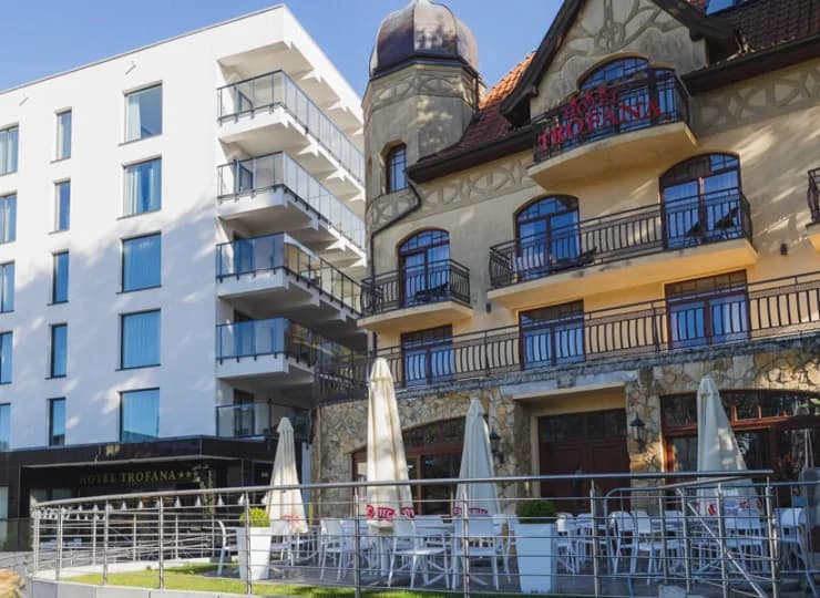Hotel Trofana składa się z części 3* oraz nowej 4* otwartej w 2020 roku