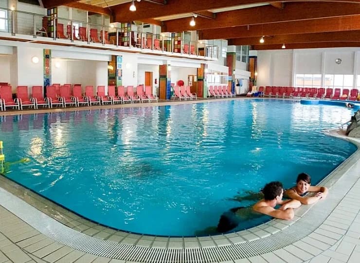 Baseny termalne mają łączną powierzchnię aż 1600 m2