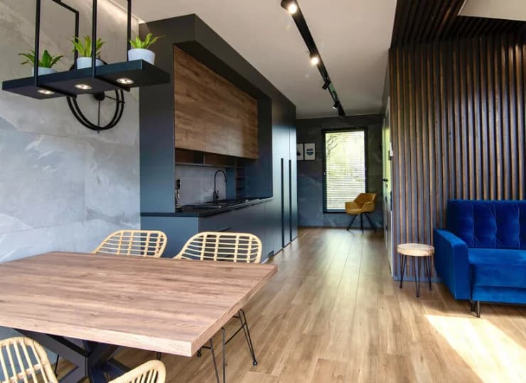 Apartamenty są dwupokojowe - z salonem i sypialnią