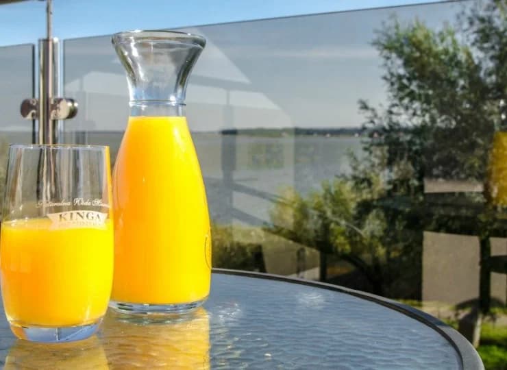 Można delektować się pięknymi widokami na tarasie