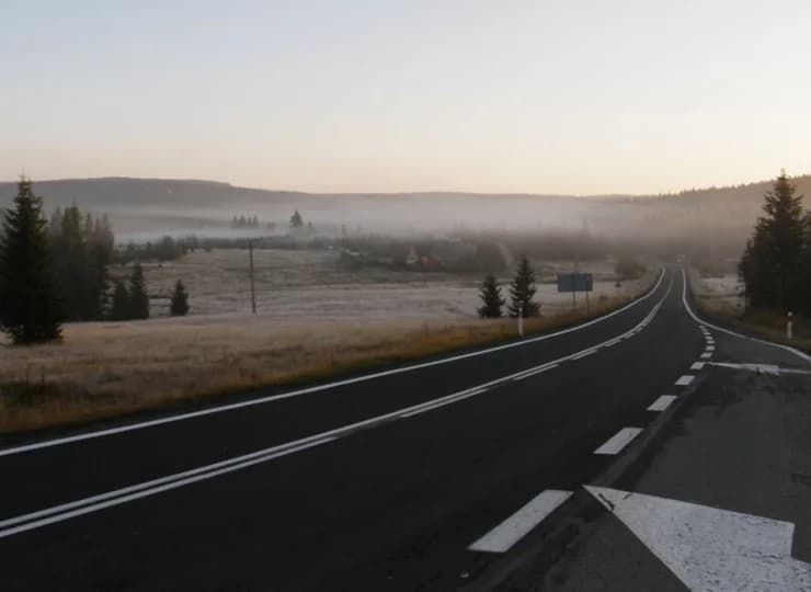 Jakuszyce znajdują się na krańcu Polski, tuż przy granicy z Czechami